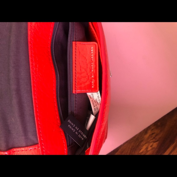 🧡MARC By Marc Jacobs Ball
And Chain Bond Bubble
Shoulder/Crossbody Orange - Picture 12 of 15